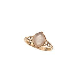 Silver ring with rose quartz