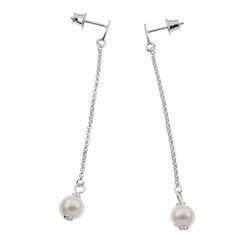 Silver earrings with pearls