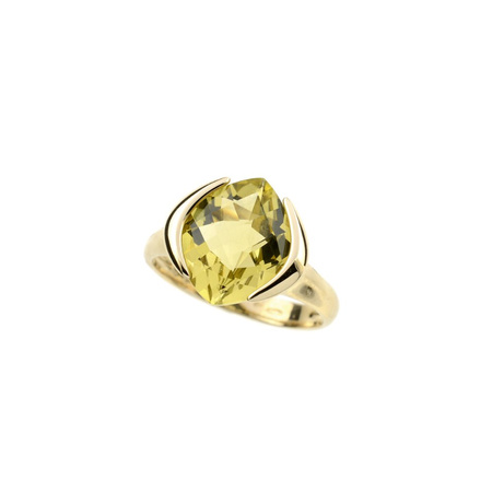 Gold ring with green citrine