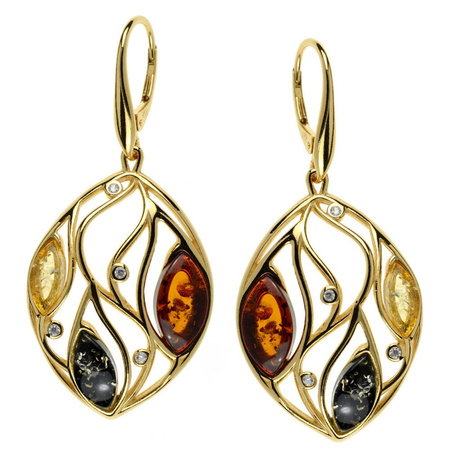 Silver earrings with amber