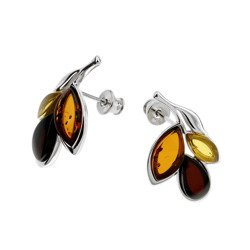 Silver earrings with amber