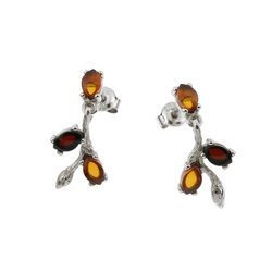 Silver earrings with amber